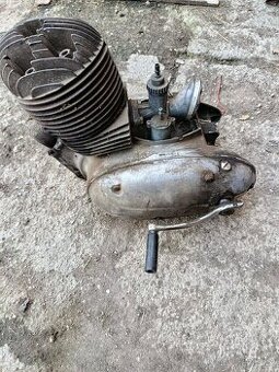 Motor  Jawa 250