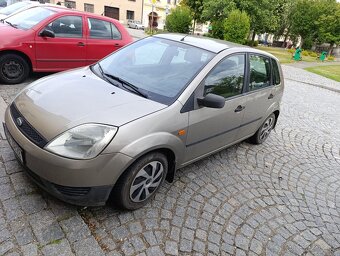FORD FIESTA 1,3 HATCHBACK 2003