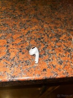 Airpods 3.generace prave nahradní sluchátko