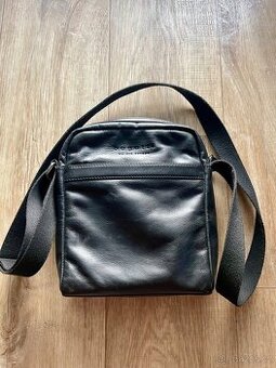 Pánská taška přes rameno Bugatti