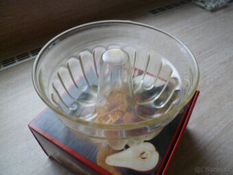 Nová skleněná forma na bábovku SIMAX a smaltovaná forma