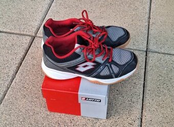 Sálové boty Lotto, vel. 36