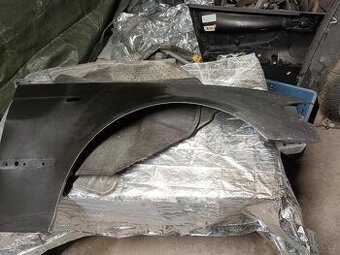 Pravý přední blatník BMW E46 facelift