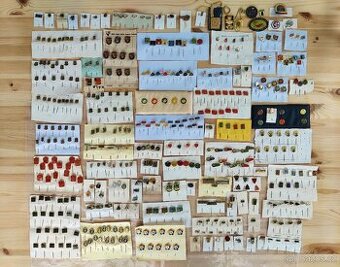 Odznaky včetně pouzder