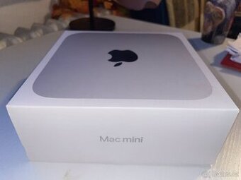 Mac mini 2023 M2 – 8GB / 256GB – výborný stav