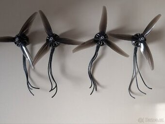 Motory iFlight Xing-E Pro 2207 2450KV – sada pro 5" FPV
