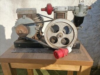 Kompresor potravinářský + vzdušník 125L -NOVÁ CENA-