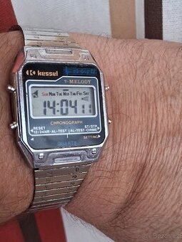 Digitální hodinky KESSEL