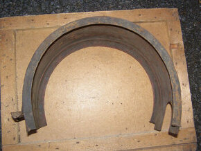 Prodám kryt klikovky ze stabilního motoru.