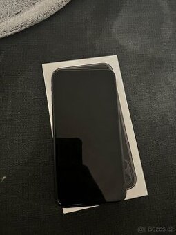iPhone 11 - 64gb Black