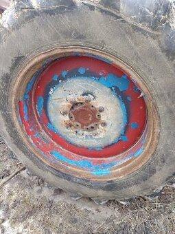 Prodám kolo na Zetor Crystal 16,9-34