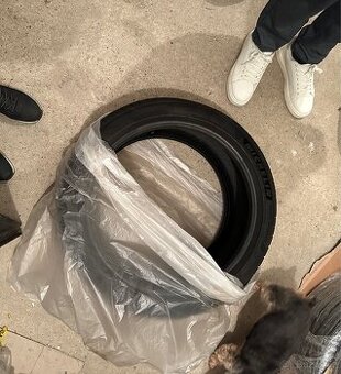 2x pneumatika Michelin 255/40 R19 + 2x pneumatika Pirelli