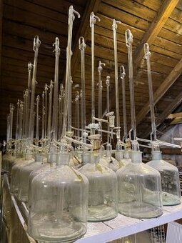 Laboratorní sklo různé - 1