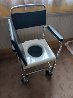Toaletní křeslo pojízdné