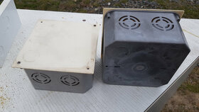 Instalacni krabice elektro - ruzne - 1