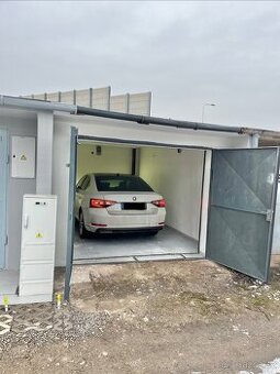 Pronájem garáže Třinec – Borek | elektřina, kamna | top stav