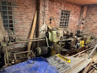 Nabízím soustruh TOS