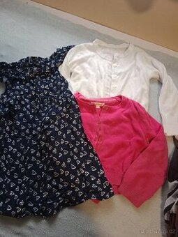Holčičí svetříky + letní šatičky