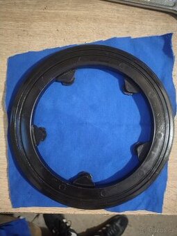 Kryt převodníku na kolo