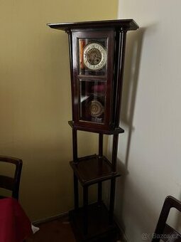 Starožitné secesní stojací hodiny