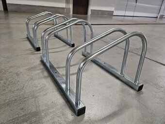 Stojany na kola/koloběžky