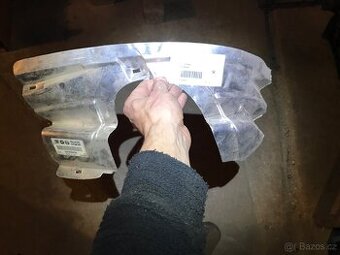 Alfa 159 ochrana zadního nárazníku pravá strana 60688694