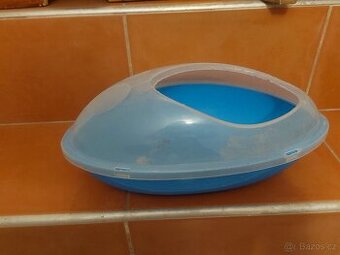 wc - záchod pro činčilu, činčila