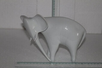 Slon, Royal Dux, “Bruselský styl”