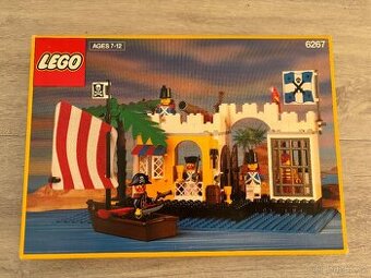 Lego Pirates 6267 Lagoon Lock-Up US set včetně plastové vlož