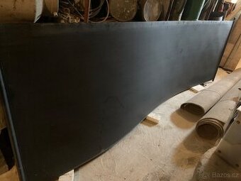 Solární panel na ohřev vody v bazénu