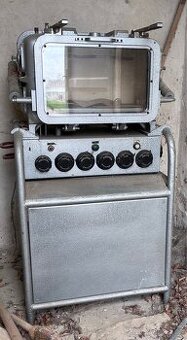 komora pro simulaci atmosférických podmínek.