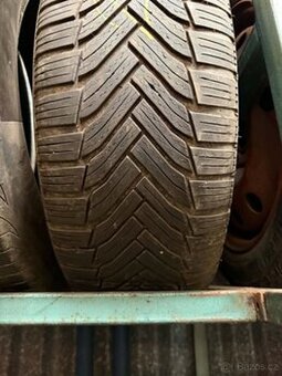 Zimní pneumatiky MICHELIN 225/45/17 94V
