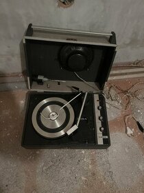 starý gramofon - 1