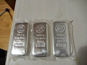 Stříbrné investiční slitky 3 kusy, hmotnost každého 1000g