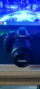Nikon D3100,100%, záruka 6 měsíců,top cena,brašna