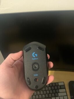 Logitech g305