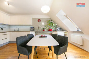 Prodej bytu 5+kk, 164 m², ul. Na Rokytce, Praha