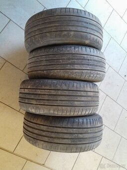 Dunlop 205 55 16