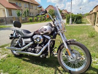 Harley Davidson Dyna Street Bob