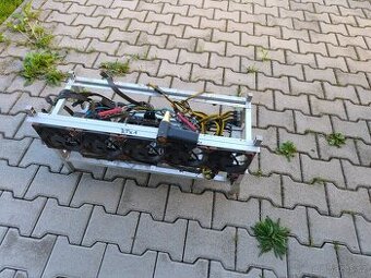 Zbytky po tezbe 2x zdroj, ssd, intel pentium g6400