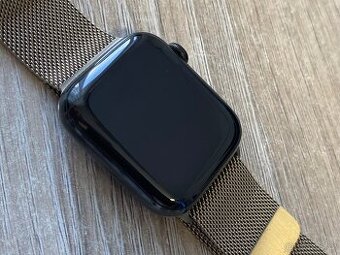 Apple Watch Series 4 44mm grafitová ocel ZÁRUKA