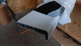 Prodám nové PVC parapety hloubky 120 mm bílé.