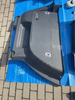 Plasty kufru VW Touran 1T1, 1T2