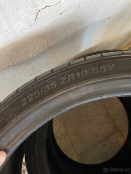 Letní pneu KUMHO 225/35 R19