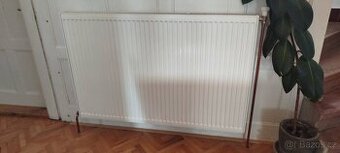 Chodbový radiátor 140x90cm Korado jako nový - 1