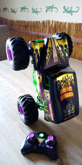 Monster Jam RC Grave Digger 1:15