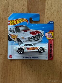 Hot Wheels - 67 Ford Mustang Coupe - Then and Non - HYY62 - 1