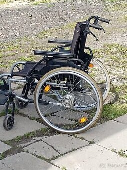 Invalidní vozík
