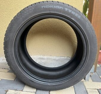 Zimní pneu Nokian Tyres WR Snowproof P 225/45 R17 94 V XL