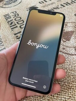 iPhone XS